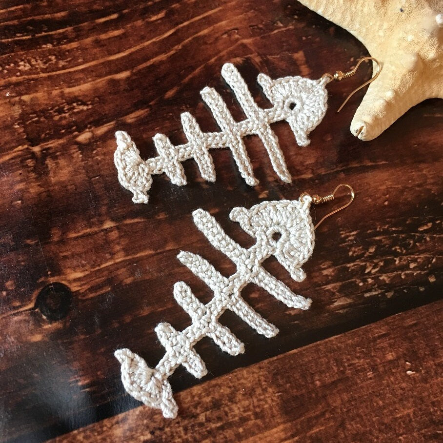 105. Fishbone Crochet Earring Pattern (PDF)