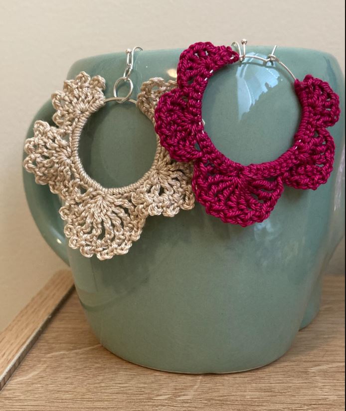 Hoop laces earring pattern