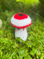 Evil Eye Mushroom Crochet Pattern – Spooky Halloween Decor