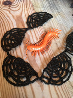 Crochet Spiderweb Garland Pattern – Halloween Decor PDF Tutorial