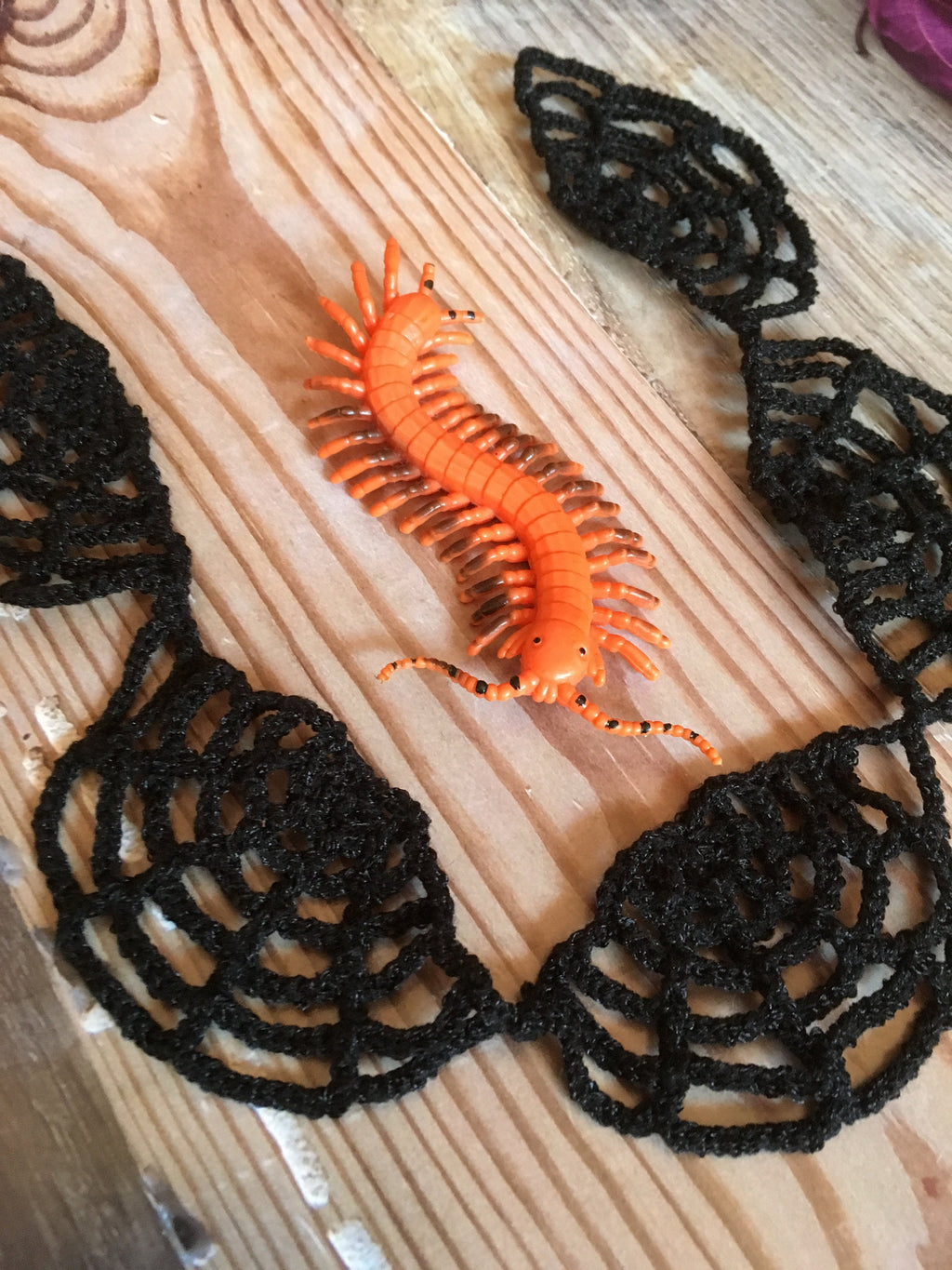 Crochet Spiderweb Garland Pattern – Halloween Decor PDF Tutorial