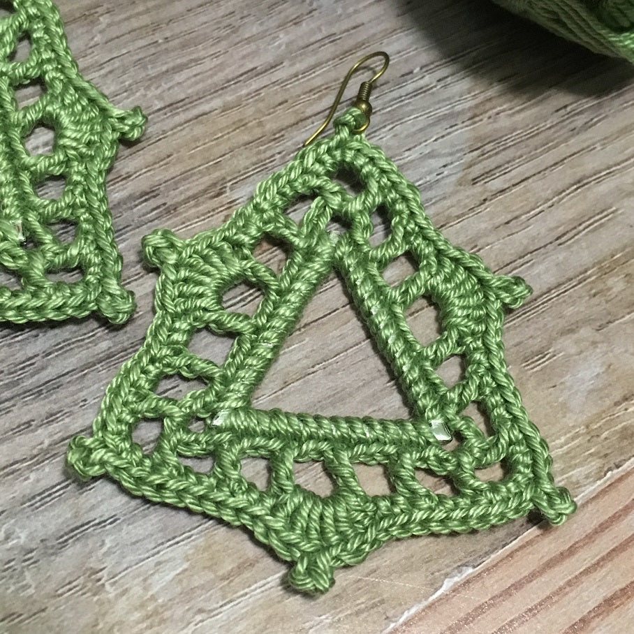 83. Exotic Geometric Lace Earrings
