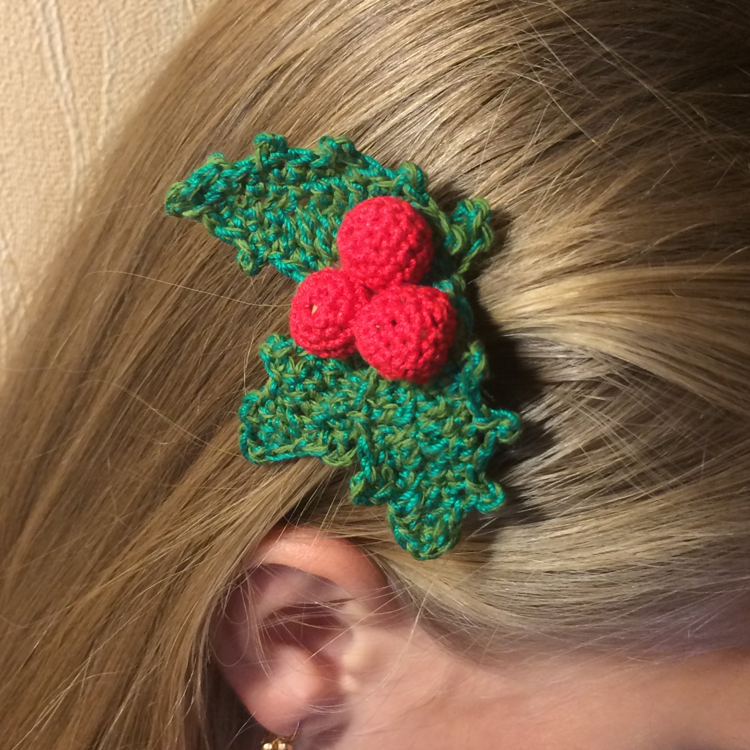 Festive Christmas Holly & Berries Crochet Pattern (PDF Download)