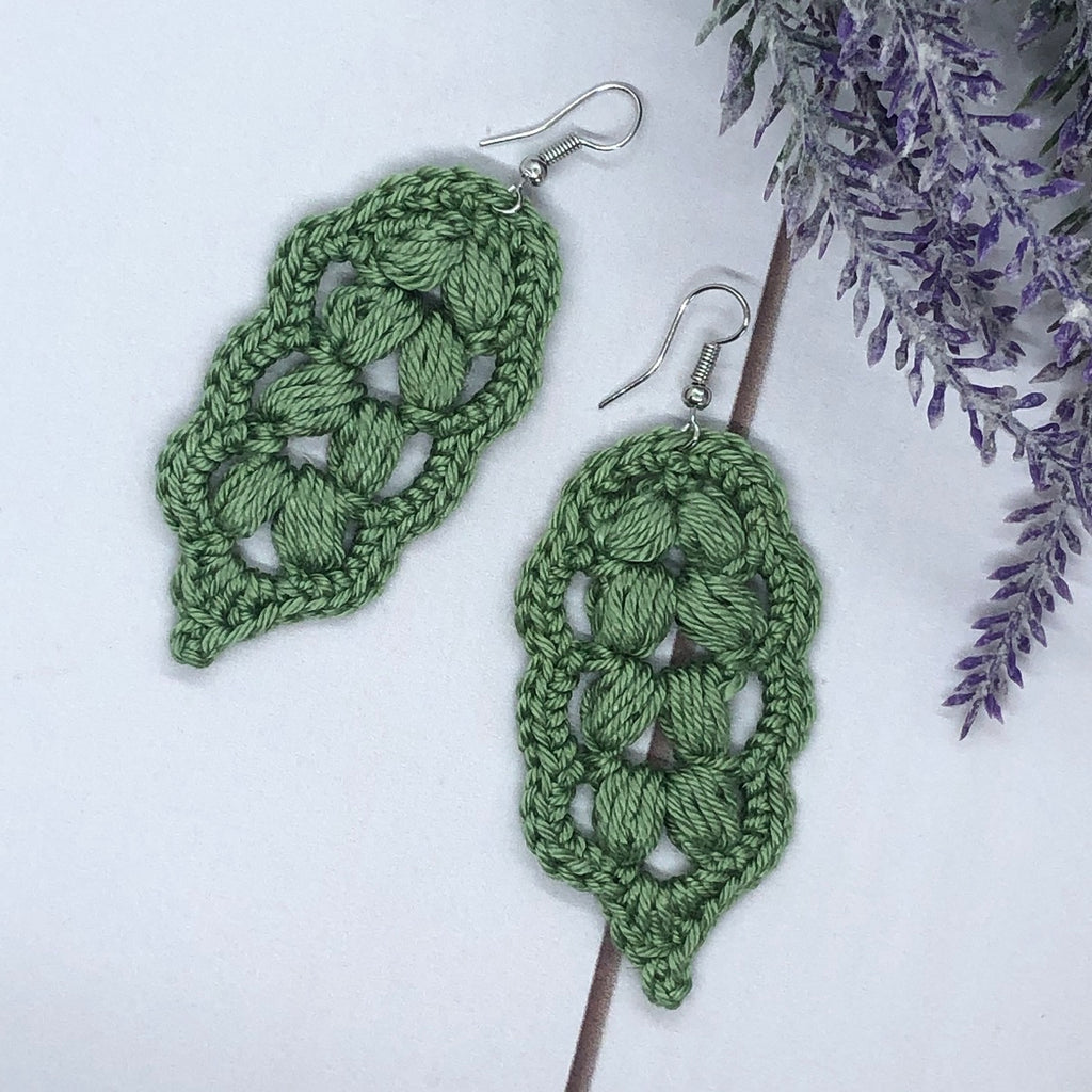 Crochet Leaf-Shaped Earrings & Patch Pattern