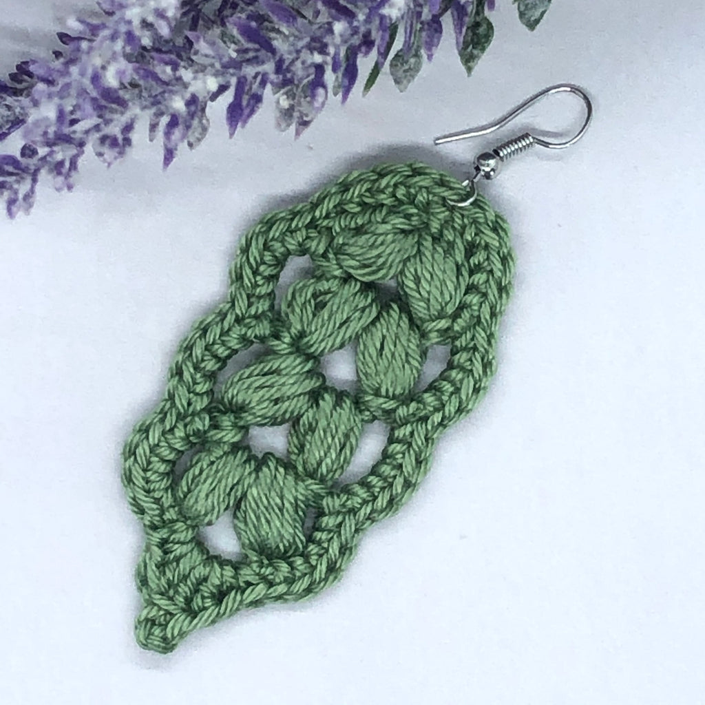 Crochet Leaf-Shaped Earrings & Patch Pattern