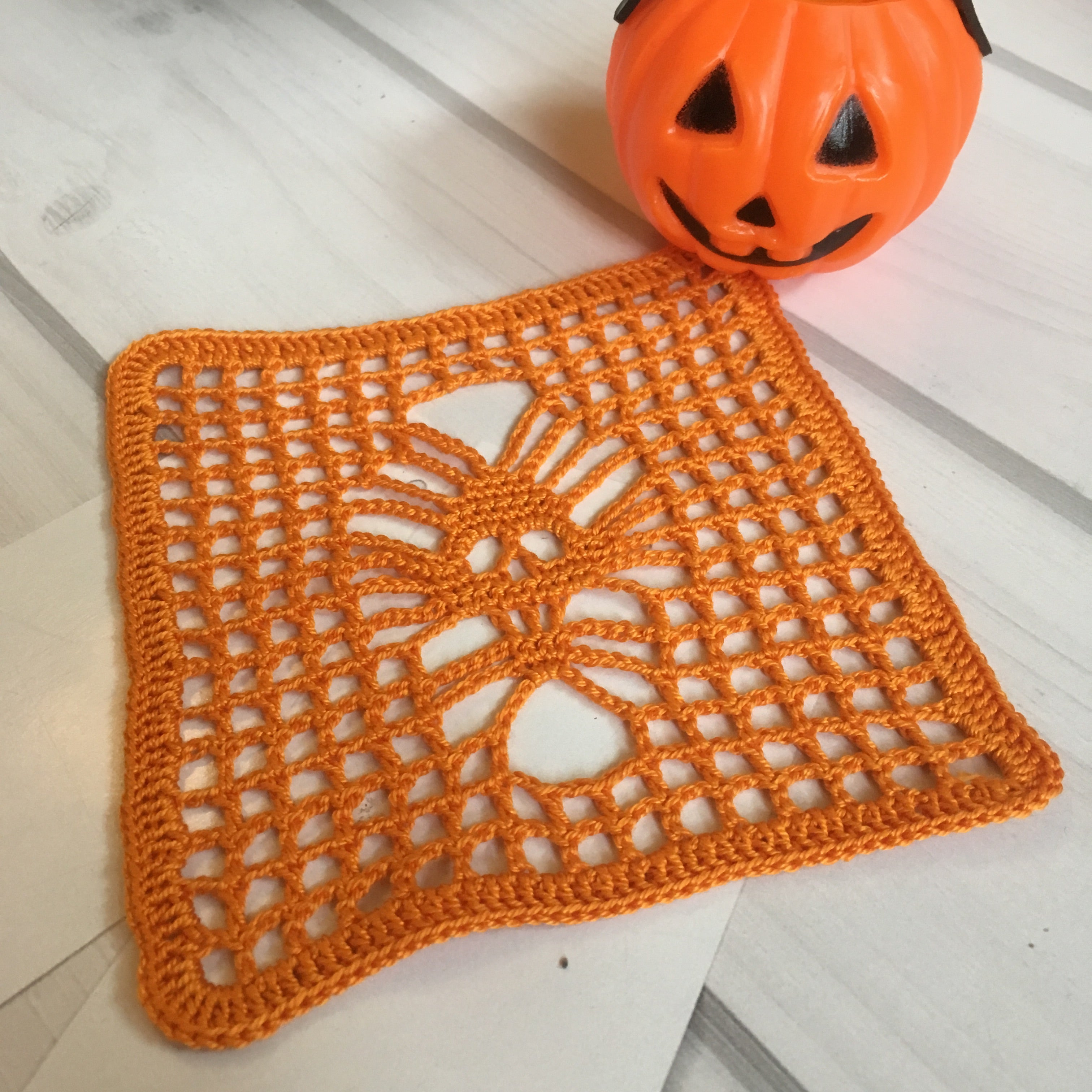 Halloween crochet coaster tutorial, Skull coaster pattern, written filet skull pattern, PDF file  for beginners