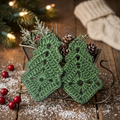 40. 🎄 Crochet Christmas Tree Earrings Pattern – Festive DIY Holiday Jewelry