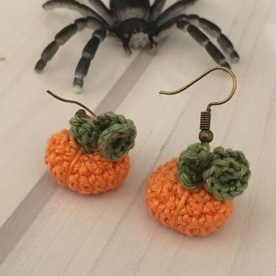 Crochet Pumpkin Earrings – Digital PDF Pattern