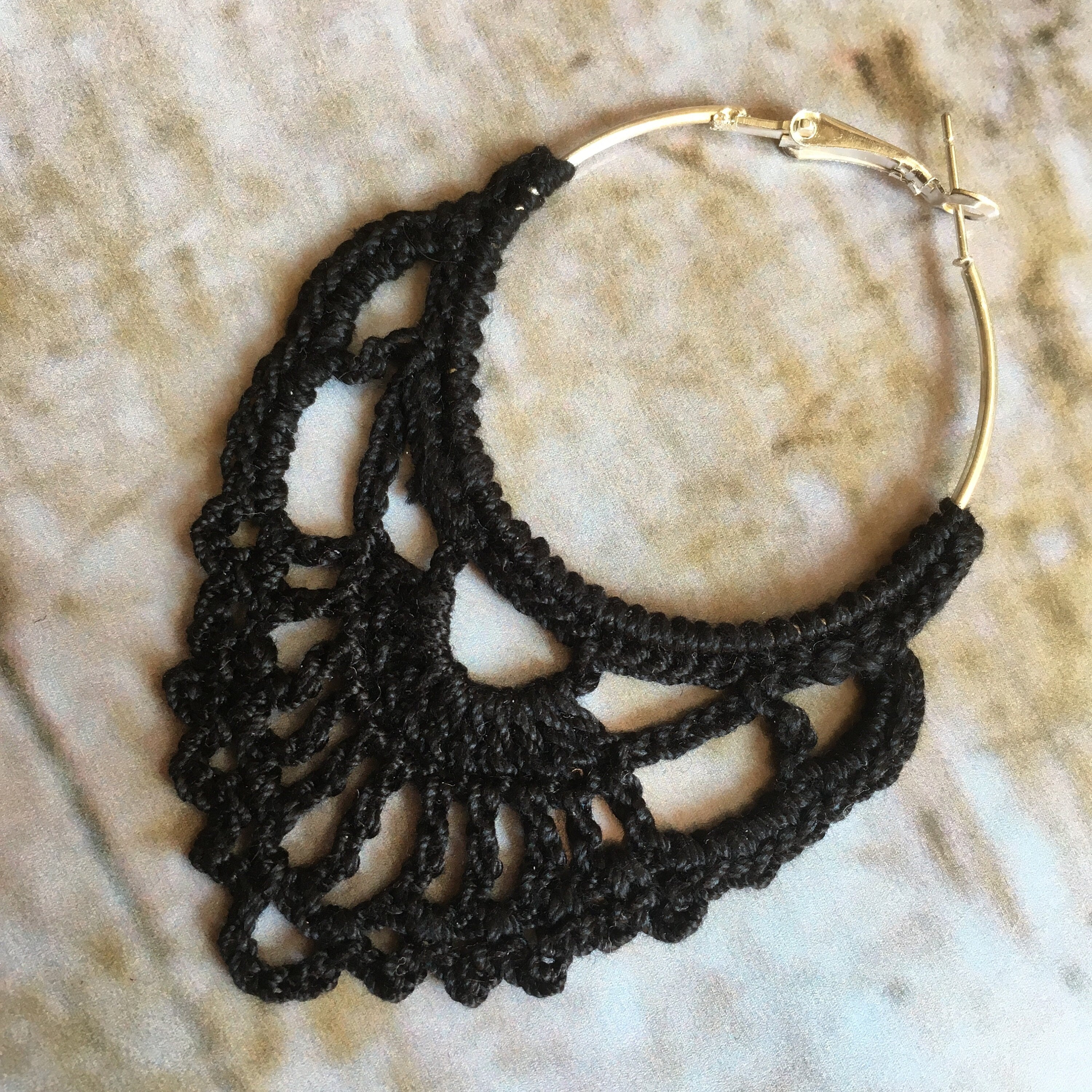 108. Crochet Earring Pattern: Delicate Hoop Design